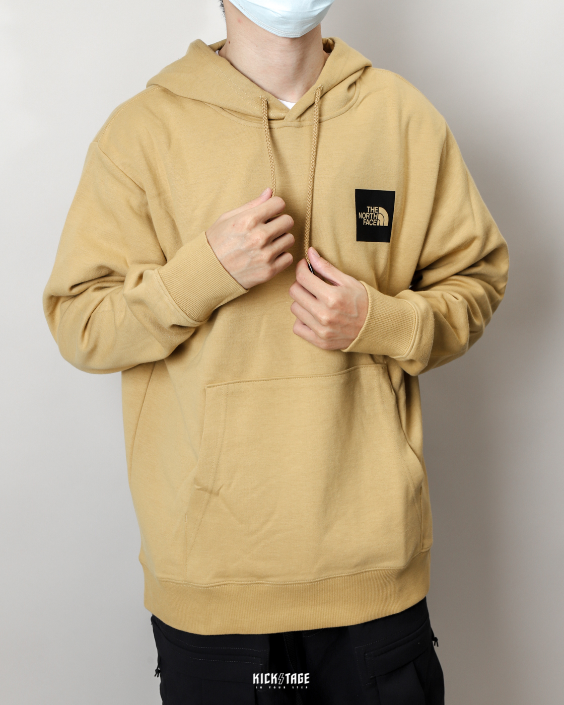 **特價商品售出不退換**男女款 THE NORTH FACE U BOX NSE HOODIE 芥黃 深藍 方塊LOGO 帽T【NF0A7QV2】