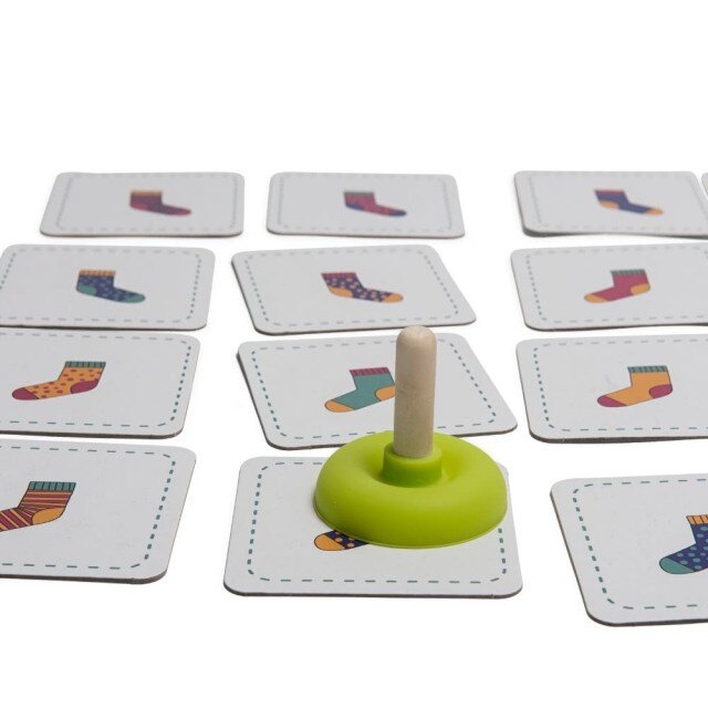 【樂森藥局】荷蘭BS 鱷魚襪子不見了 益智遊戲 團隊遊戲 兒童 桌遊 圖卡 卡牌 無毒矽膠 高硬度紙板