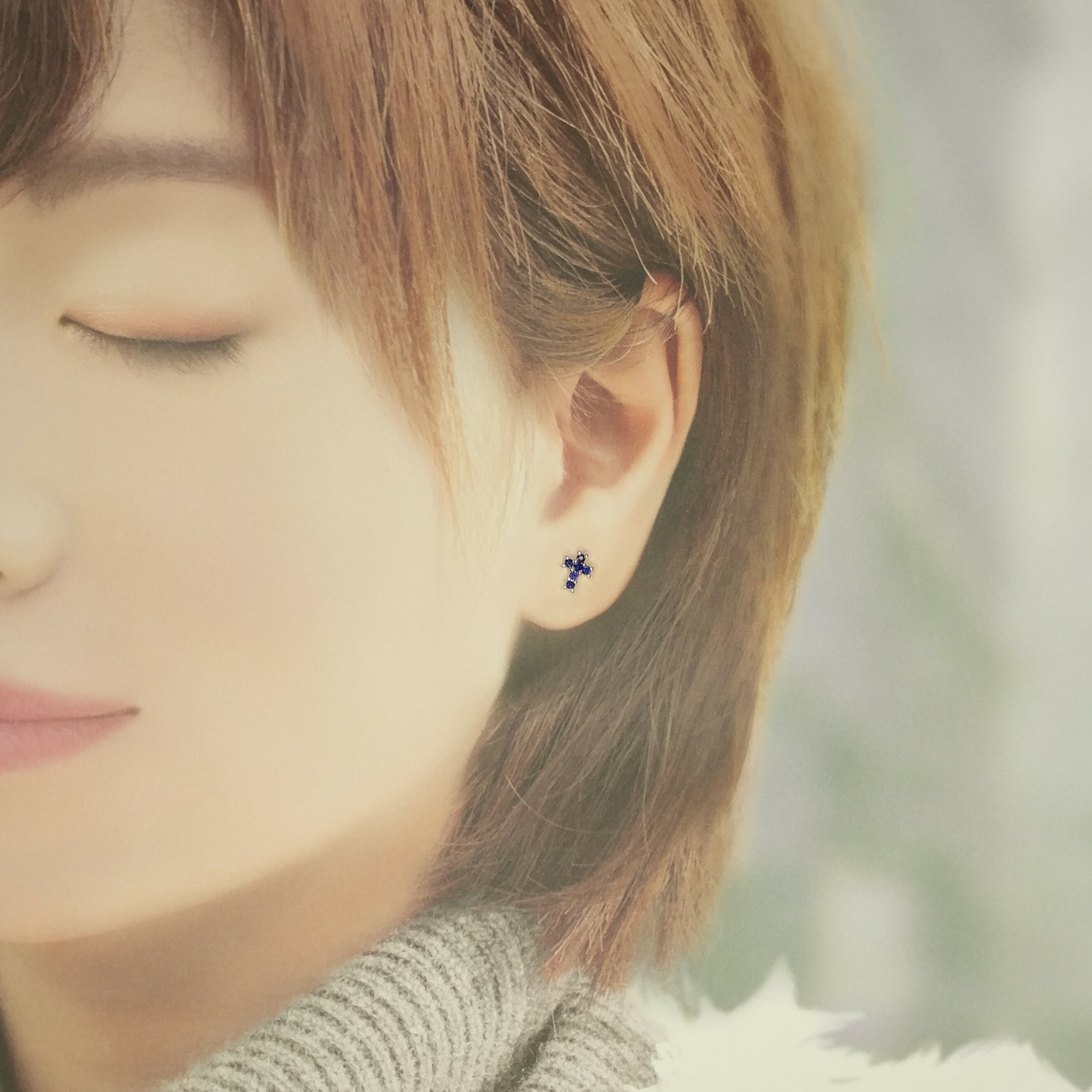 18K White Gold 0.28ct Sapphire Earrings