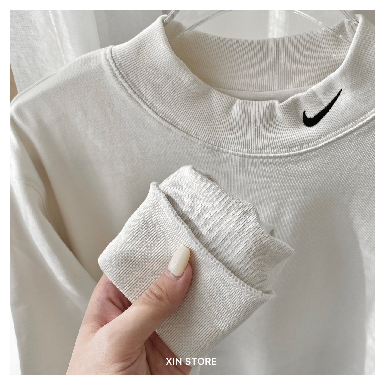 【現貨】Nike NSW 長袖 小高領 刺繡 單勾 內搭 寬鬆 薄款 薄長袖 白