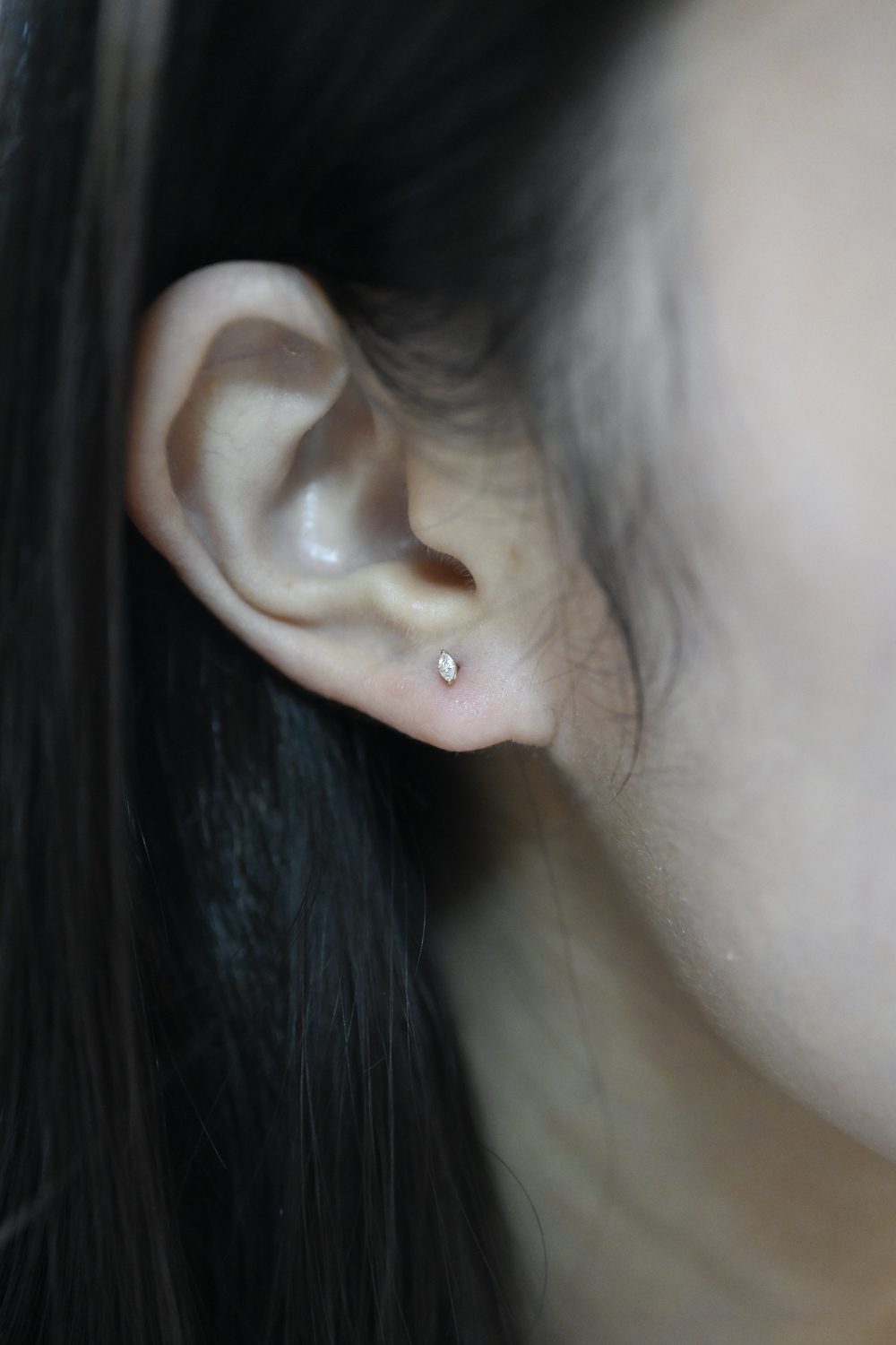 18K Little Single Marquise Diamond Earring