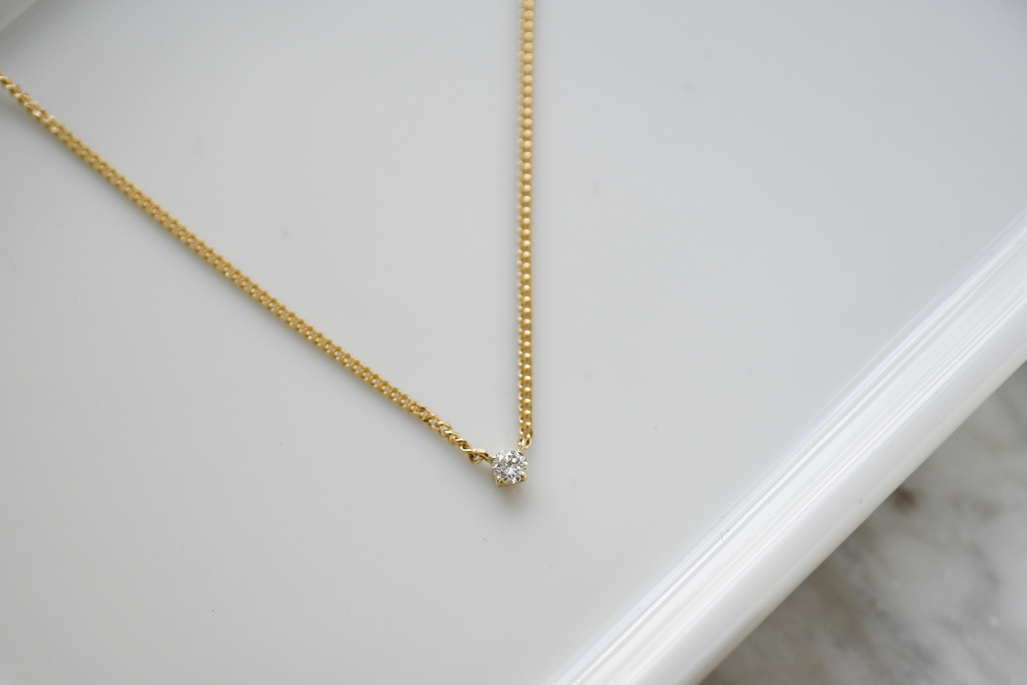 18K 0.10ct Diamond with mini cuban chain