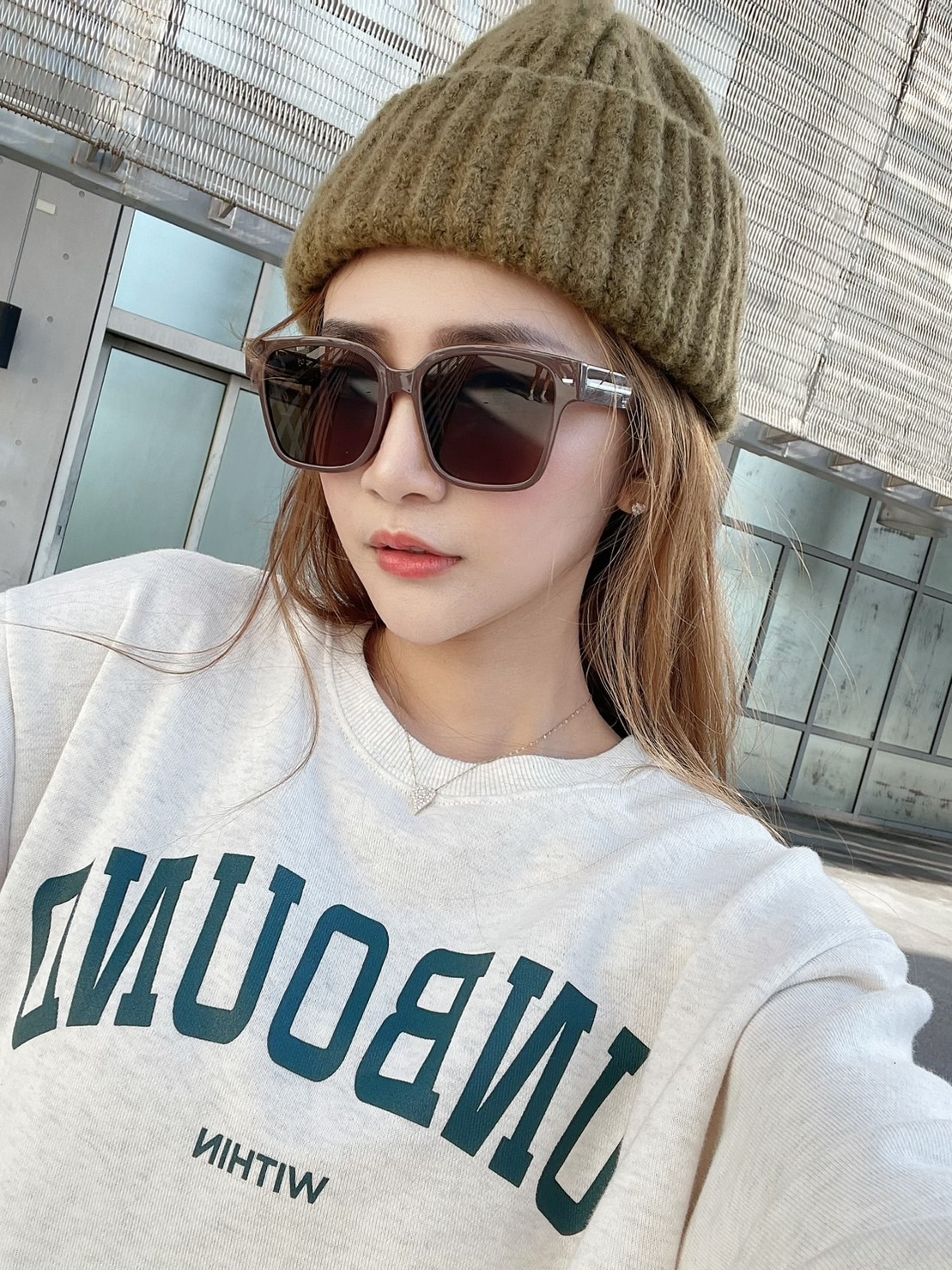 🔥09.28直播新品］💥大明星的最愛］歐美瘦小臉抗UV方型膠框墨鏡