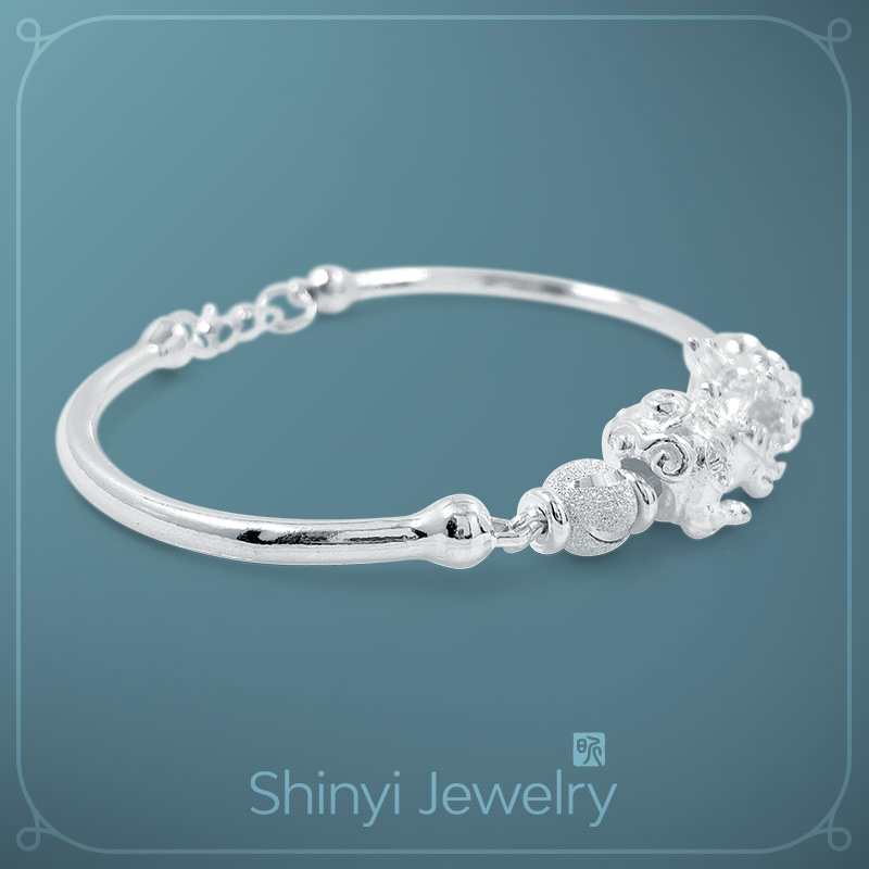 咬財貔貅990足銀鐲