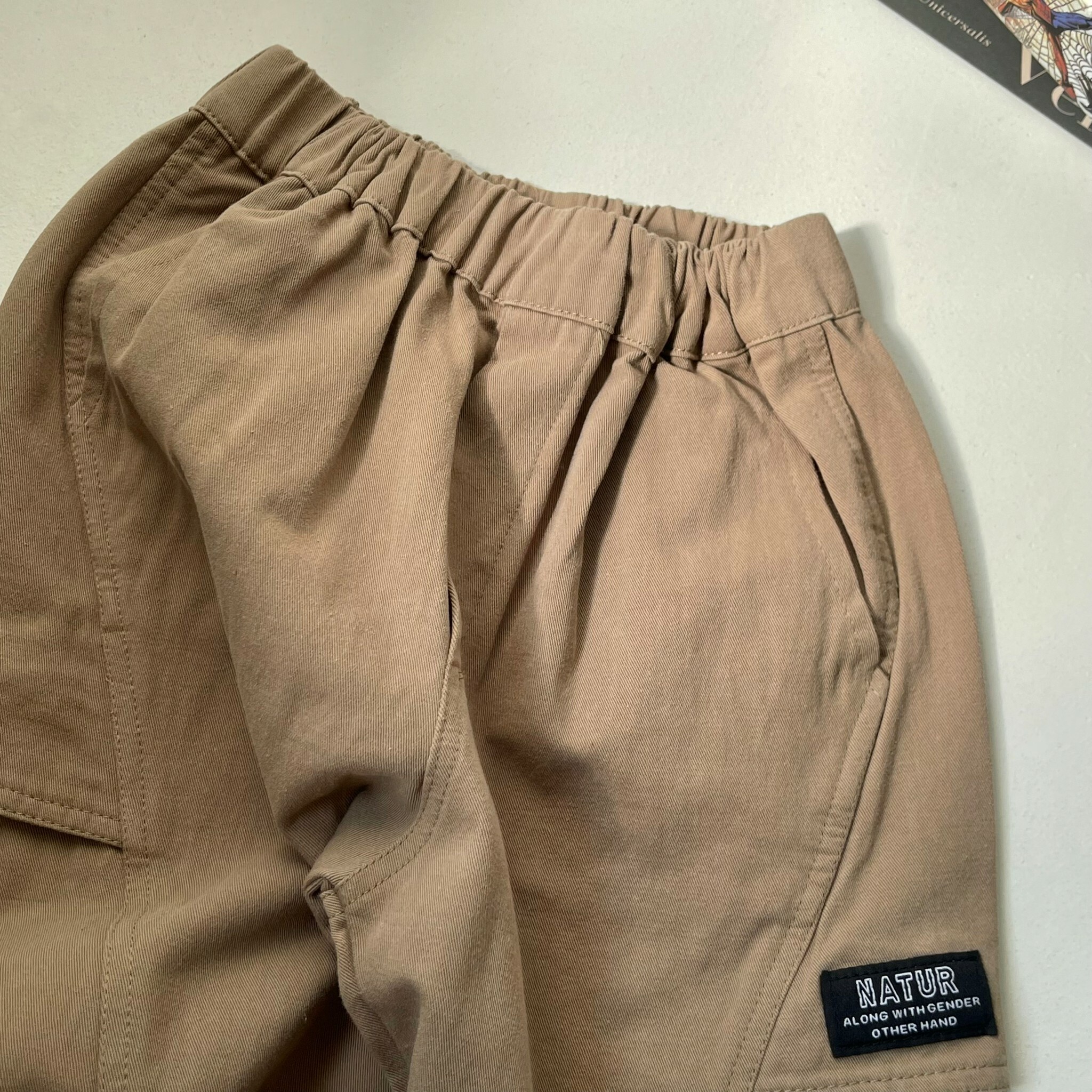 GUA_小布標工裝縮口褲_G9009