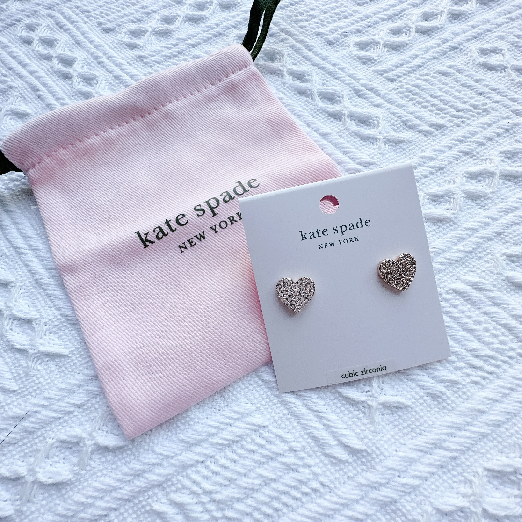 ［美國現貨］Kate Spade Yours Truly Pave Heart Studs