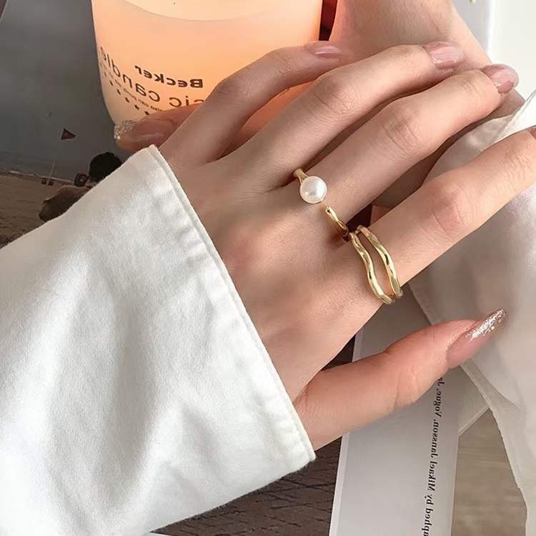 Madam Pearl Ring Set