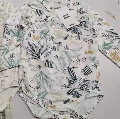 D18WE_白色猩猩森林長袖包屁