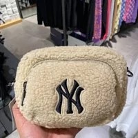 [S] MLB FLEECE UNISEX CROSSBODY BAG,SAND, 3ACRS0316-50SAS (SMLB154)