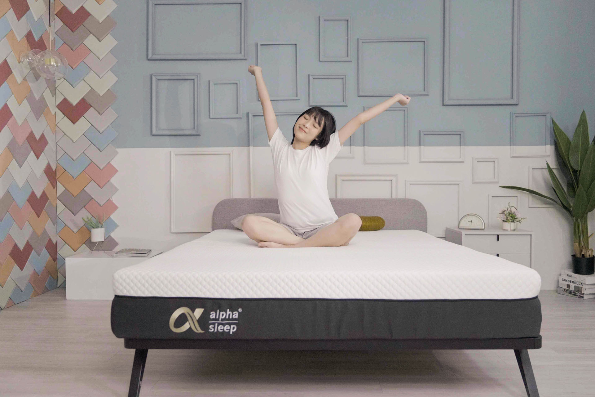 常常一覺醒來覺得全身腰酸背痛、甚至出現落枕、胸悶、發麻等症狀，睡了比沒睡還糟糕，那可能是睡姿不良、床墊不適合