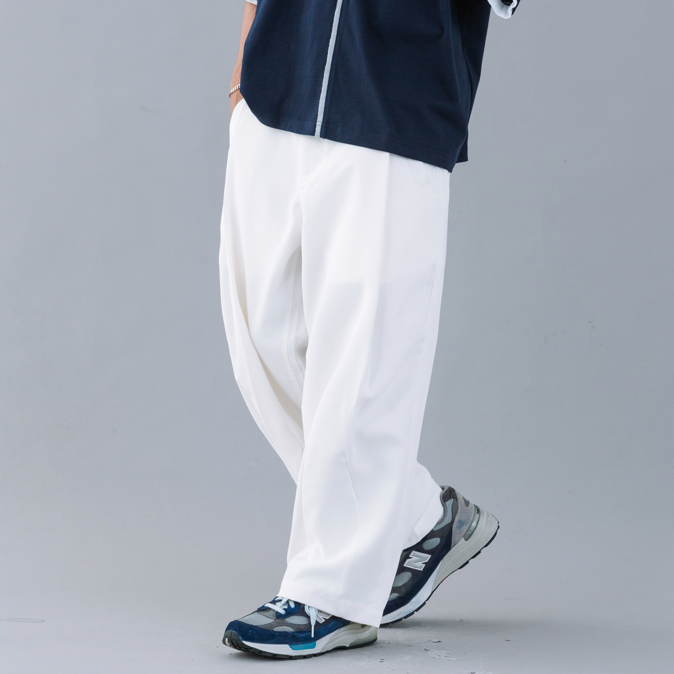 TIGHTBOOTH - Legere Baggy Slacks - White