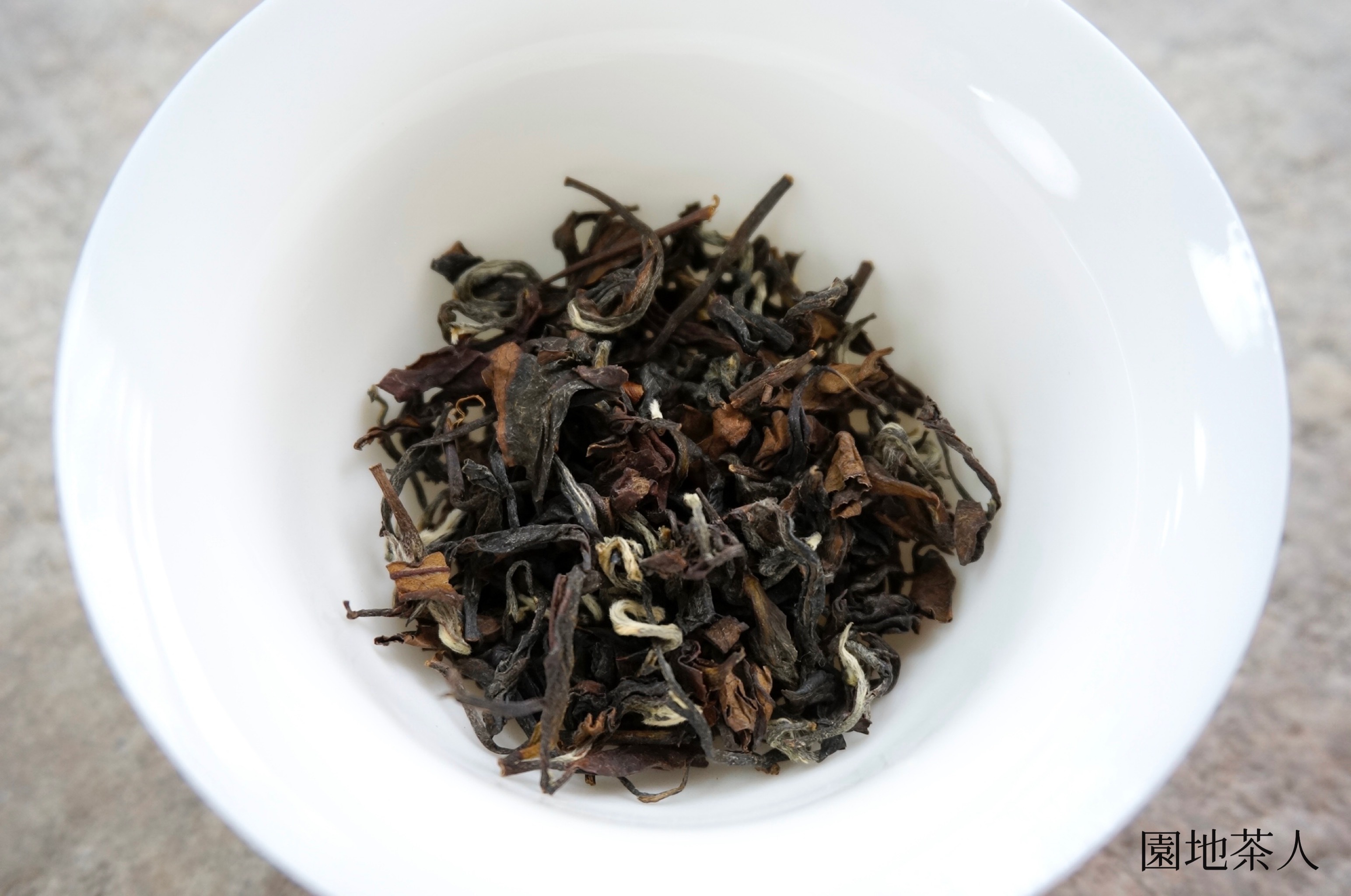 ✨レア高級台湾茶飲み比べ✨【東方美人茶 38g×2個 蜜香美人紅茶38g×1個】 東方美人茶60g-蜜香台灣高山茶第一品牌-華萱名茶