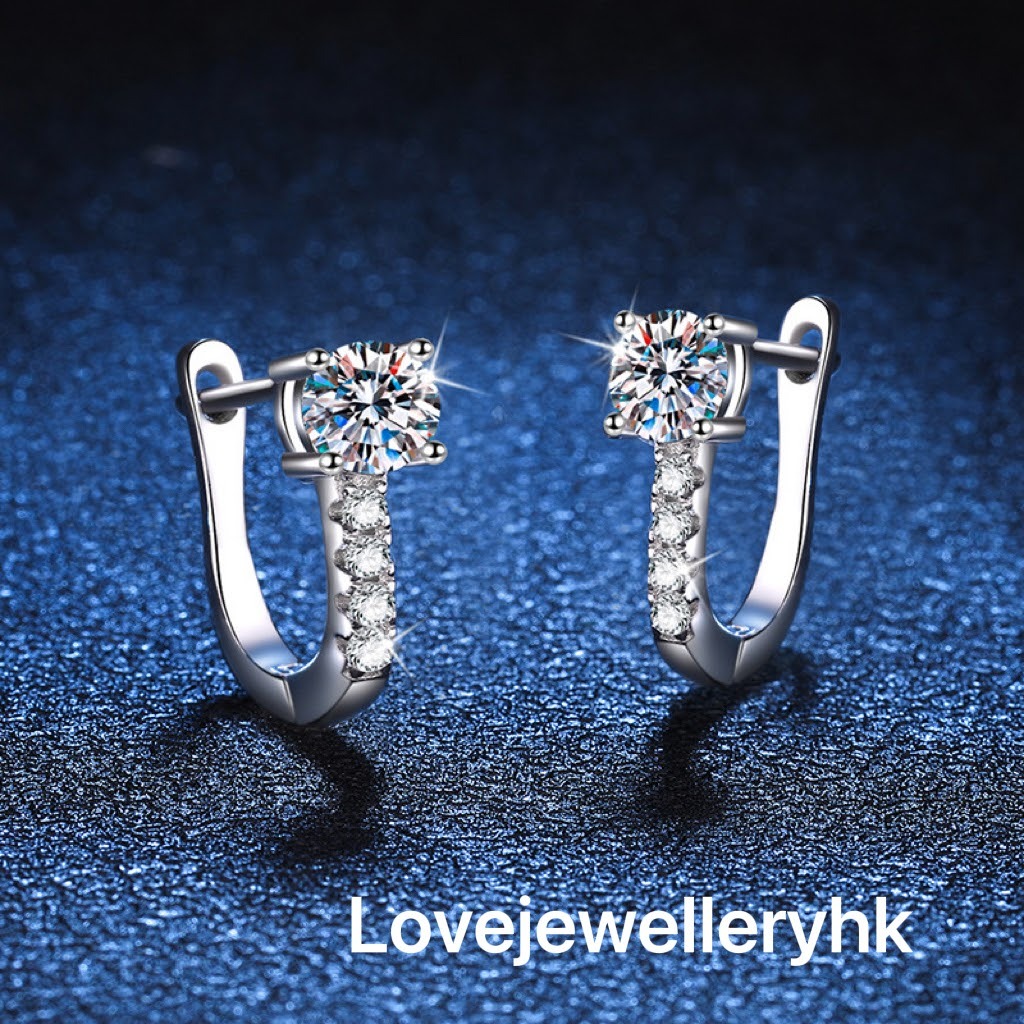 莫桑鑽耳圈    E1C023