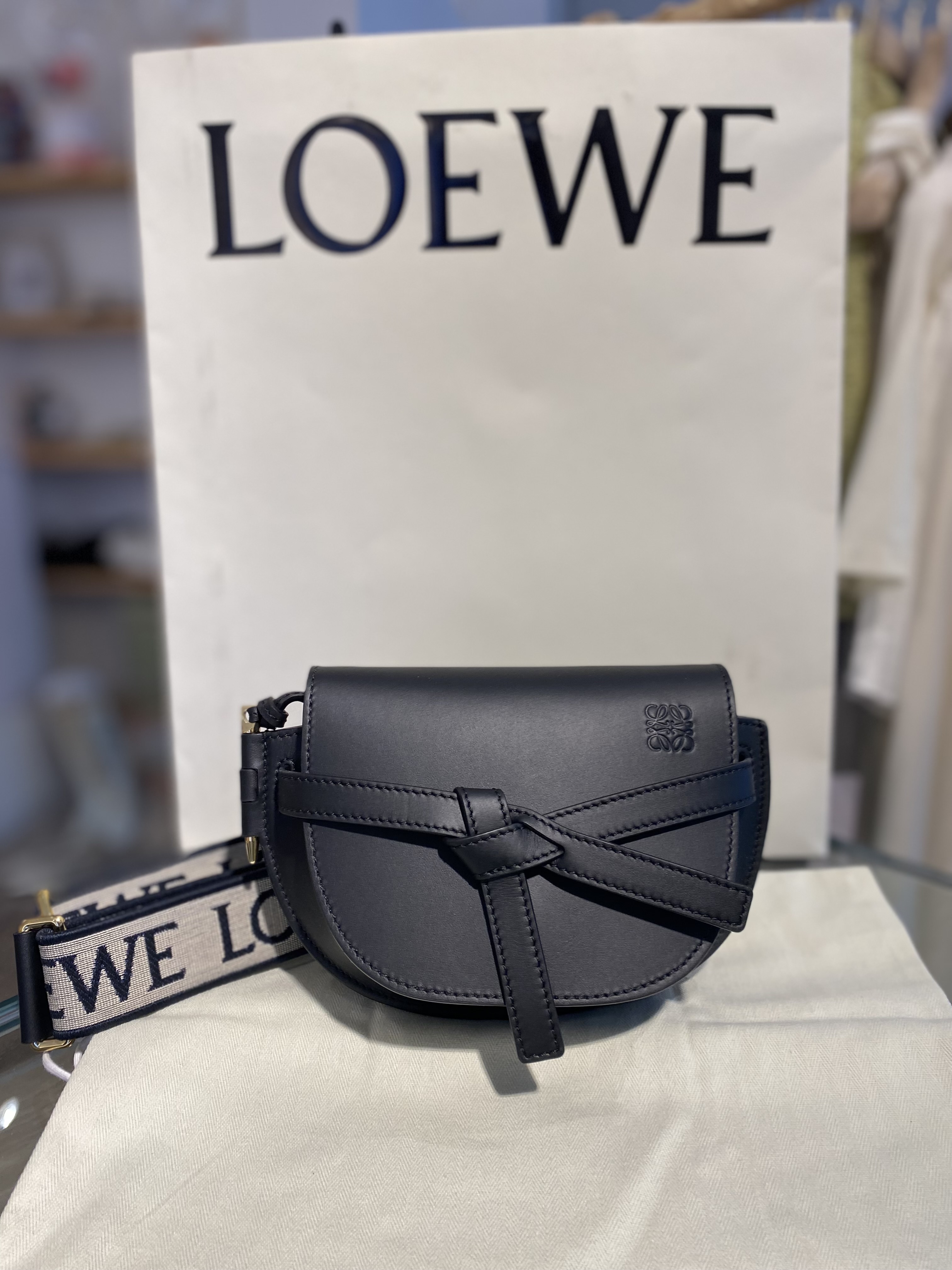 美品 希少 LOEWE GATE MINI WALLET ゲート アナグラム（Loewe
