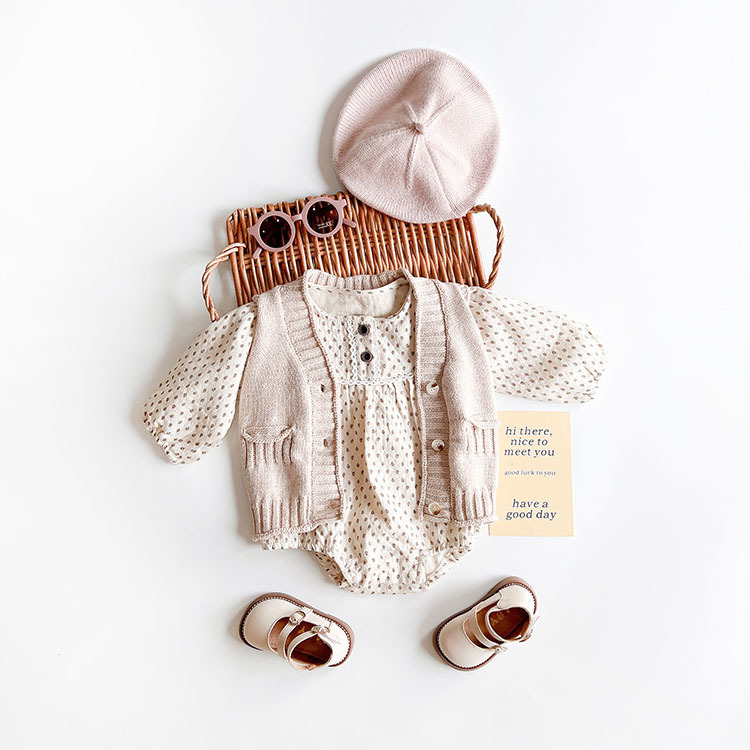 壓紋滾邊針織背心