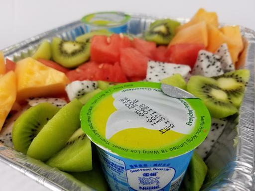 乳酪鮮果沙律(杯裝乳酪另上)