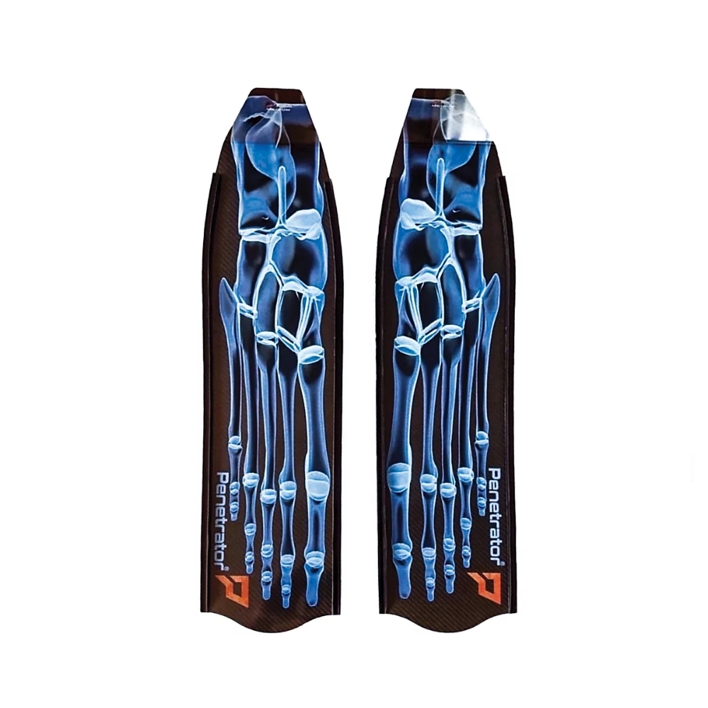 ▲PENETRATOR 碳纖藍骨腳