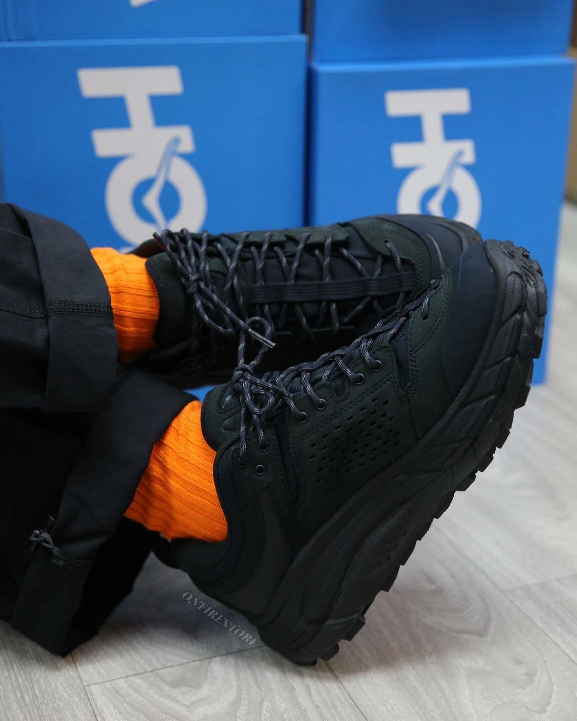 {現貨} HOKA ONE ONE TOR ULTRA LO "Black"