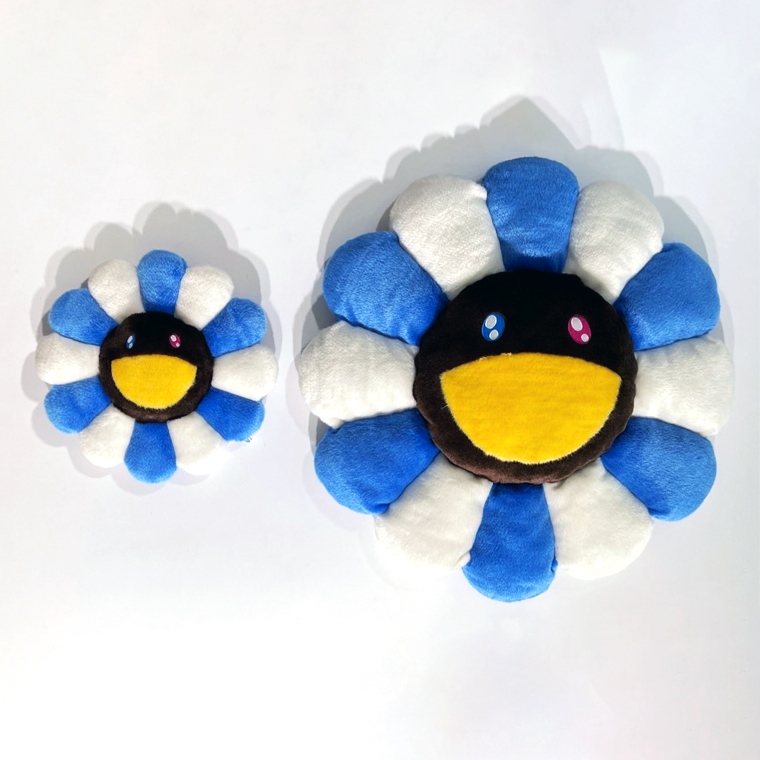予訂 村上隆 花花cushion 30CM BLACK / BLUE 30cm