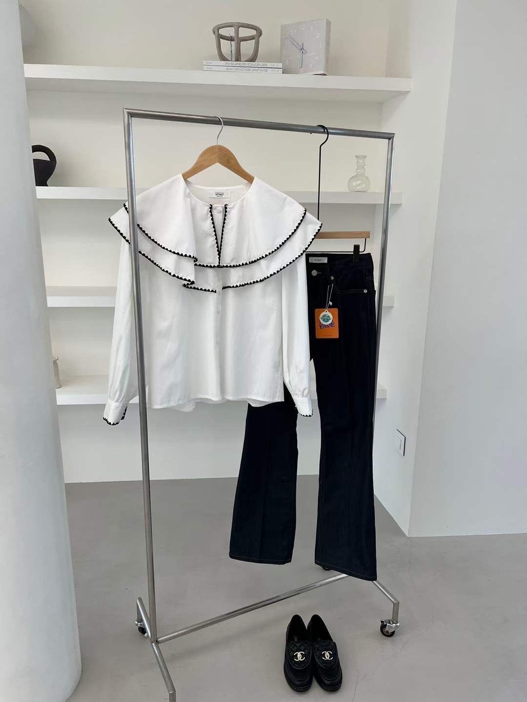 OCTT2346 特大領黑圍邊恤衫