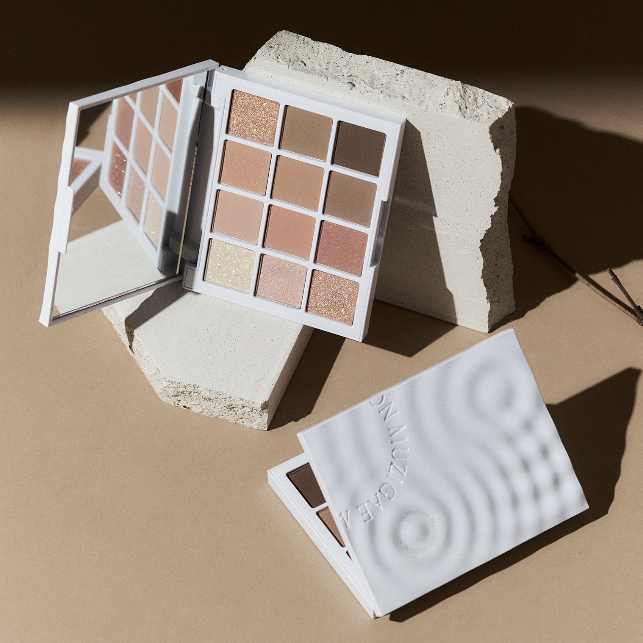 MUZIGAE MANSION Moire Palette - 03 ALWAYS