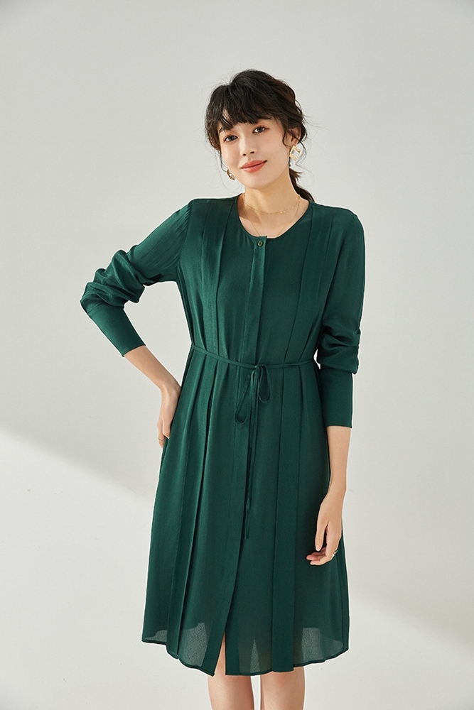 圓領壓褶細帶雪紡洋裝  兩色