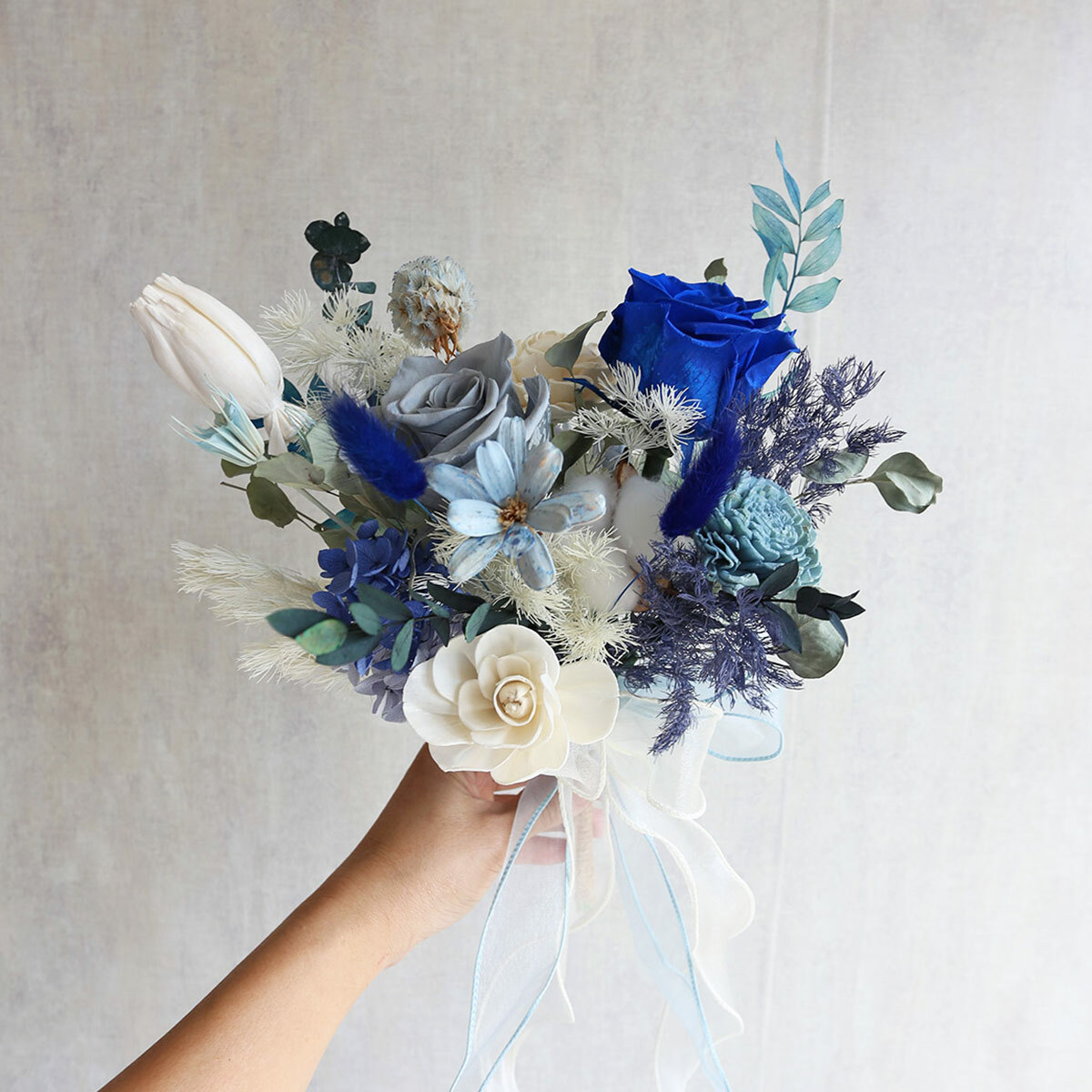 NO08｜寶藍色系新娘捧花