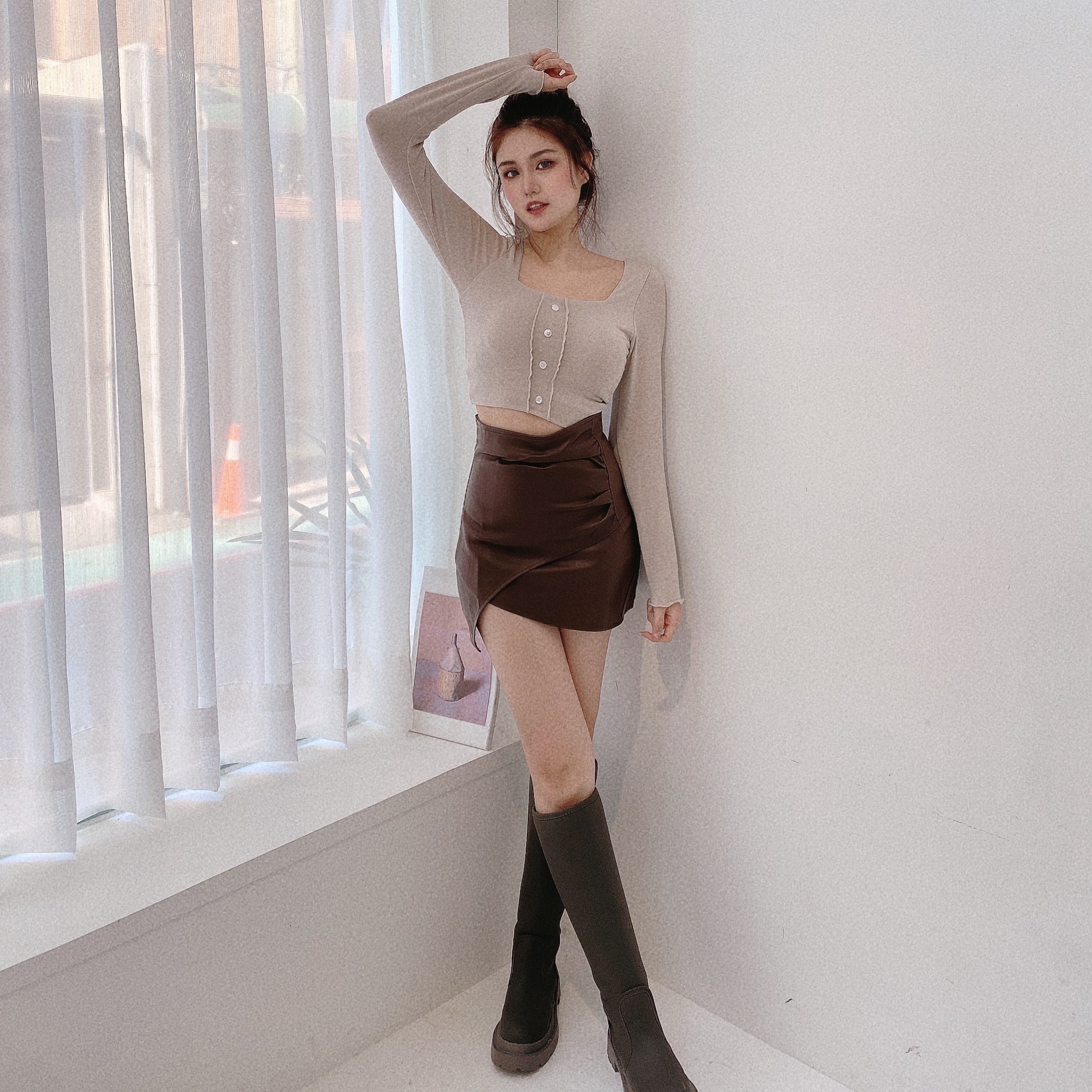 高腰交叉不對稱抓皺皮裙/三色