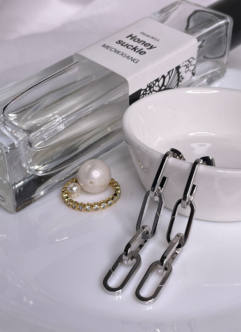 [現貨]《現正分手中》簡約長鍊耳環