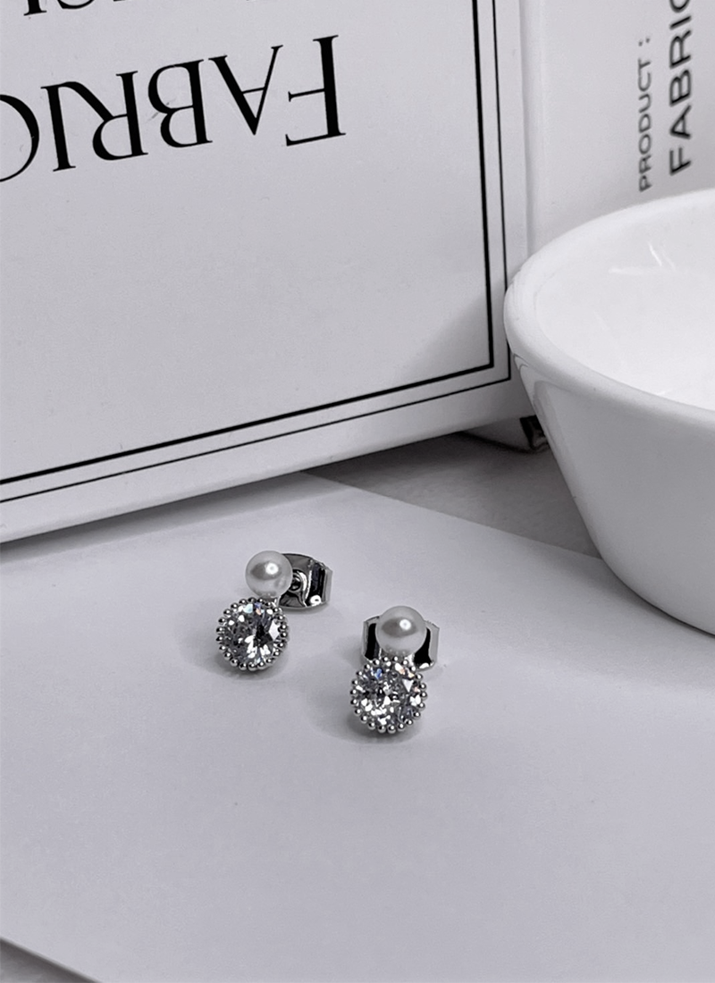 [現貨] 氣質珍珠點亮耳環