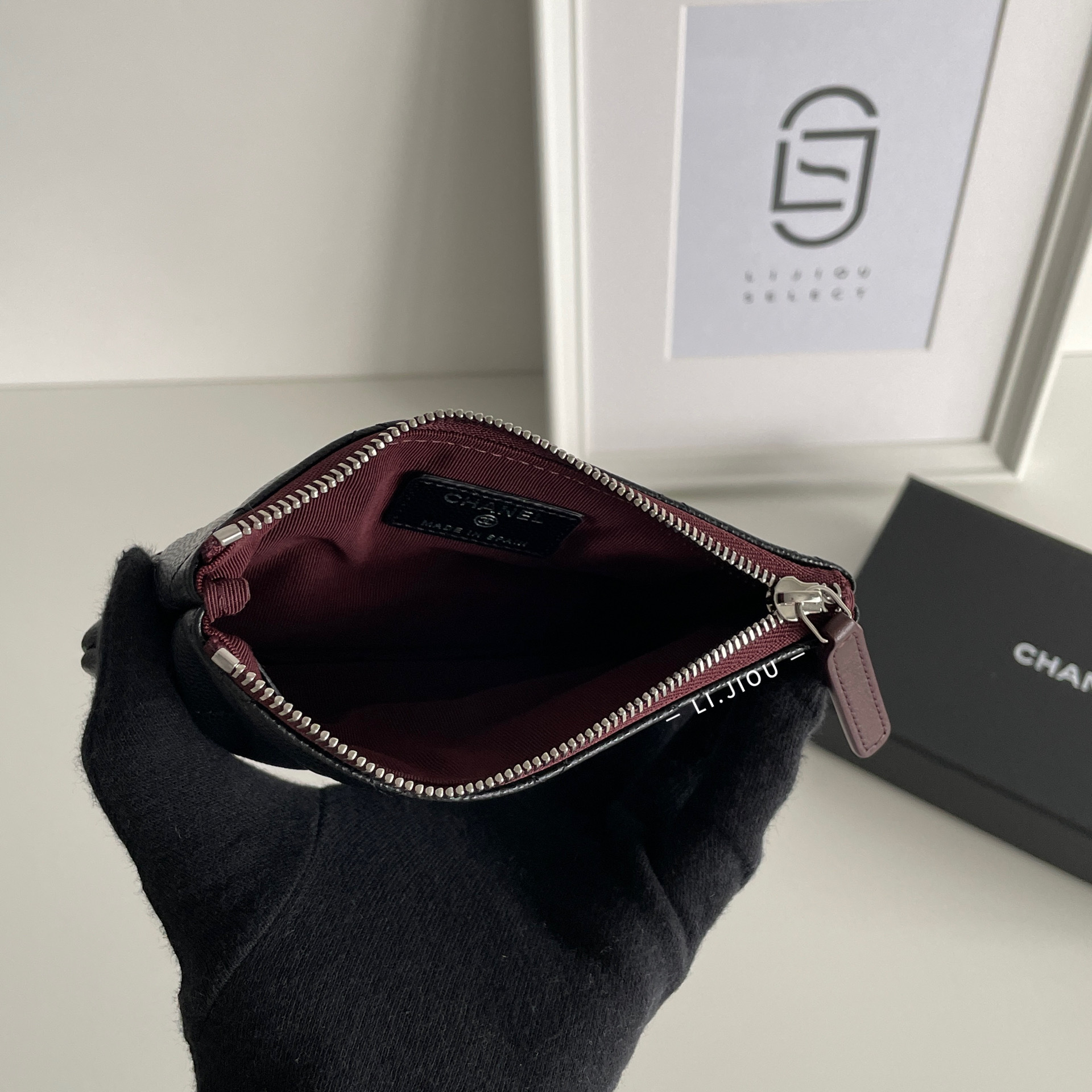 Chanel 黑淡金釦荔枝牛皮一字零錢包