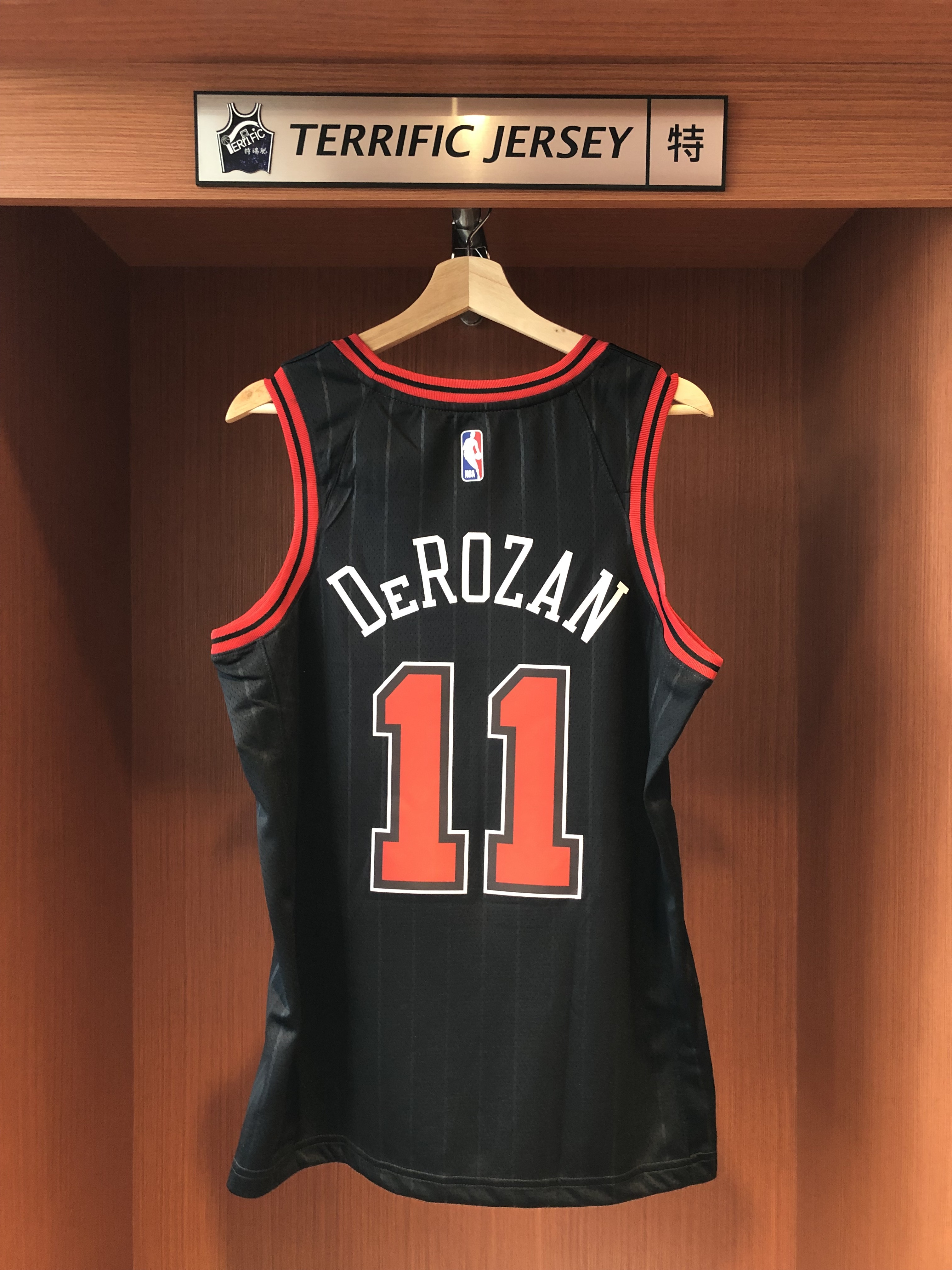 NBA球衣 Demar Derozan 芝加哥公牛黑條紋 Statement Jordan Swingman 球迷版 熱轉印 全新