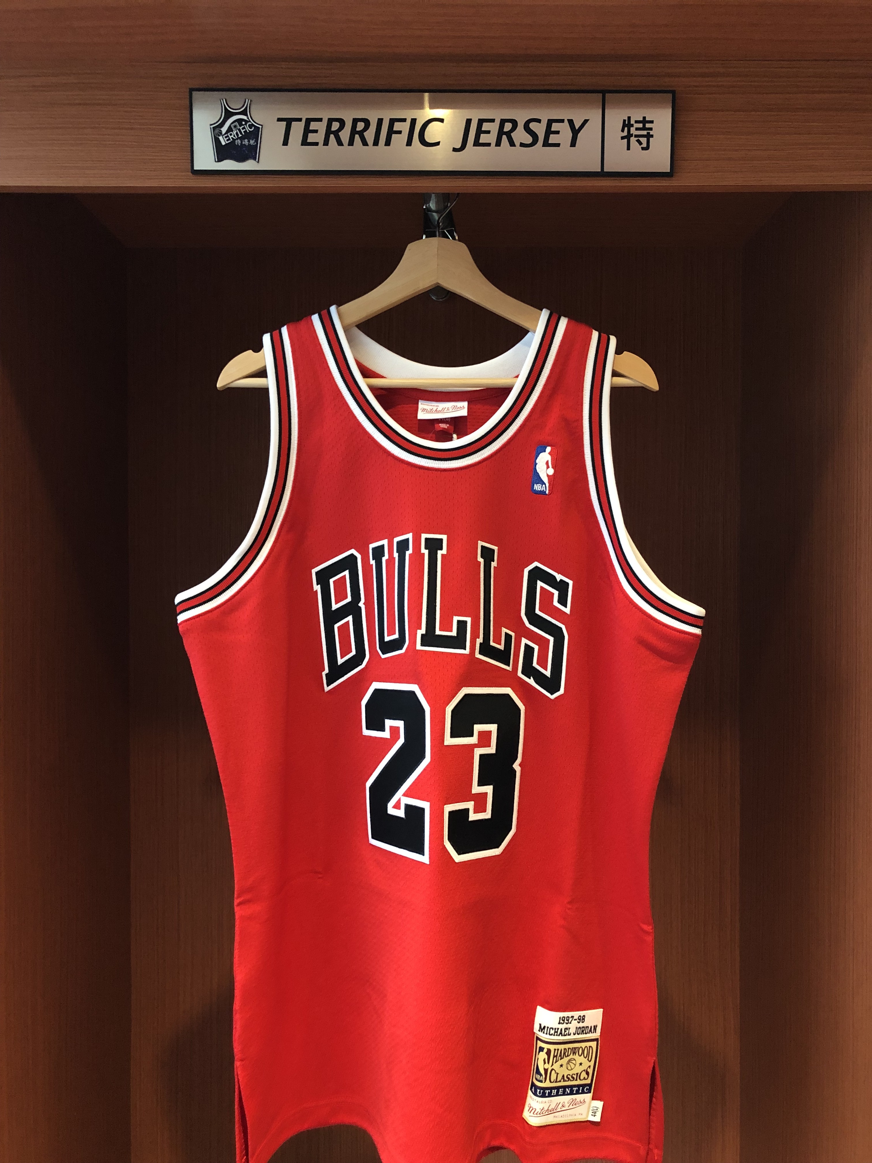 NBA球衣 Michael Jordan 芝加哥公牛 97-98紅 M&N Authentic 球員版 電繡 全新