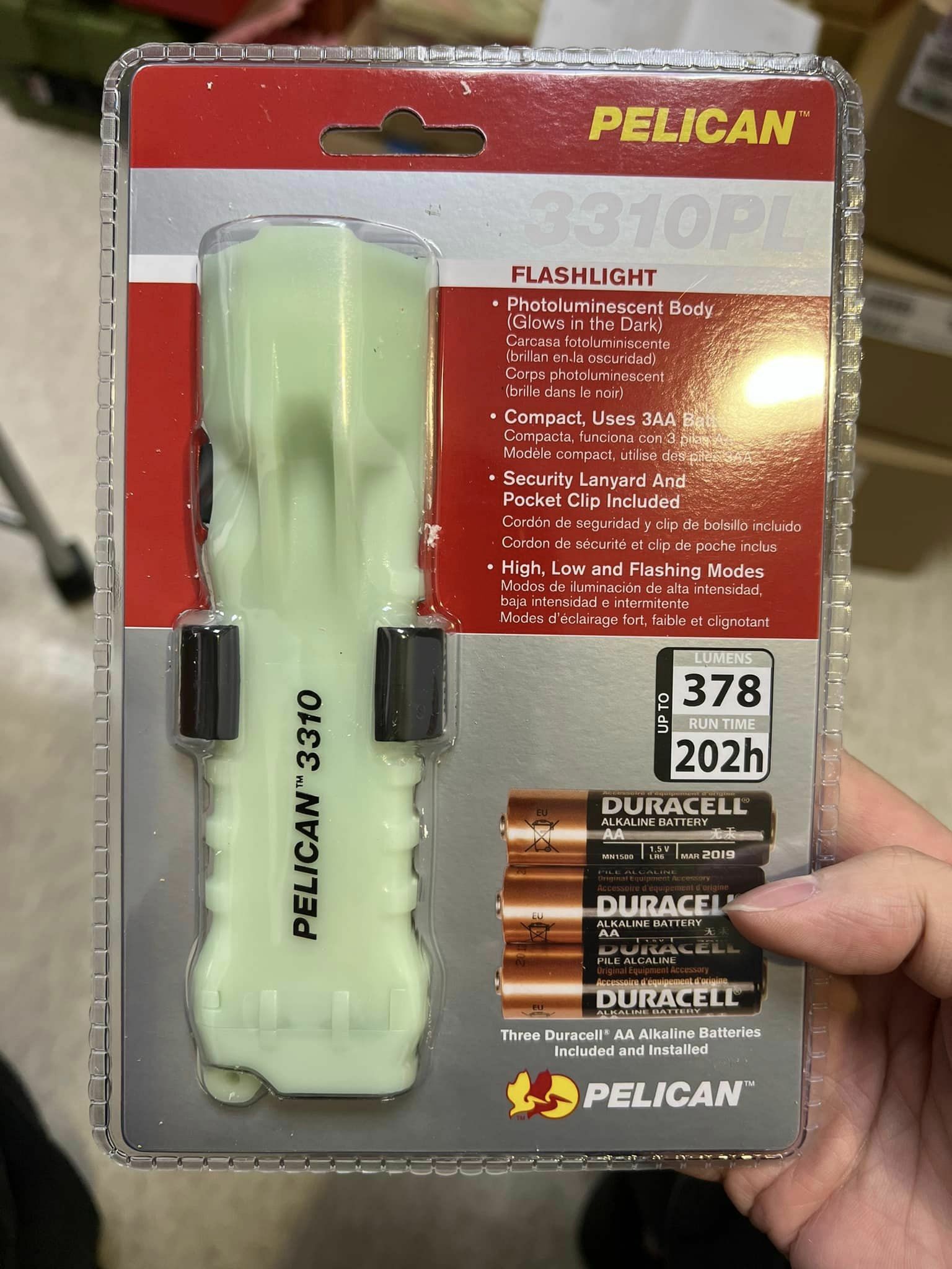 Pelican 3310PL Glow-in-the-dark Flashlight 夜光手電筒