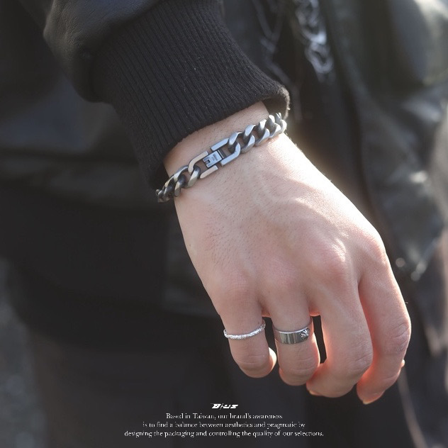 【BLUZ】復古扣式手鍊 做舊