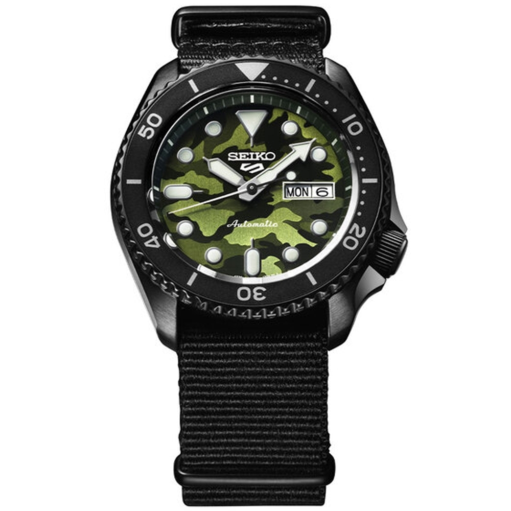 萬年鐘錶 - SEIKO  5 Sports   綠迷彩機械水鬼  SRPJ37K1 / 4R36-13B0G  錶徑42.5MM