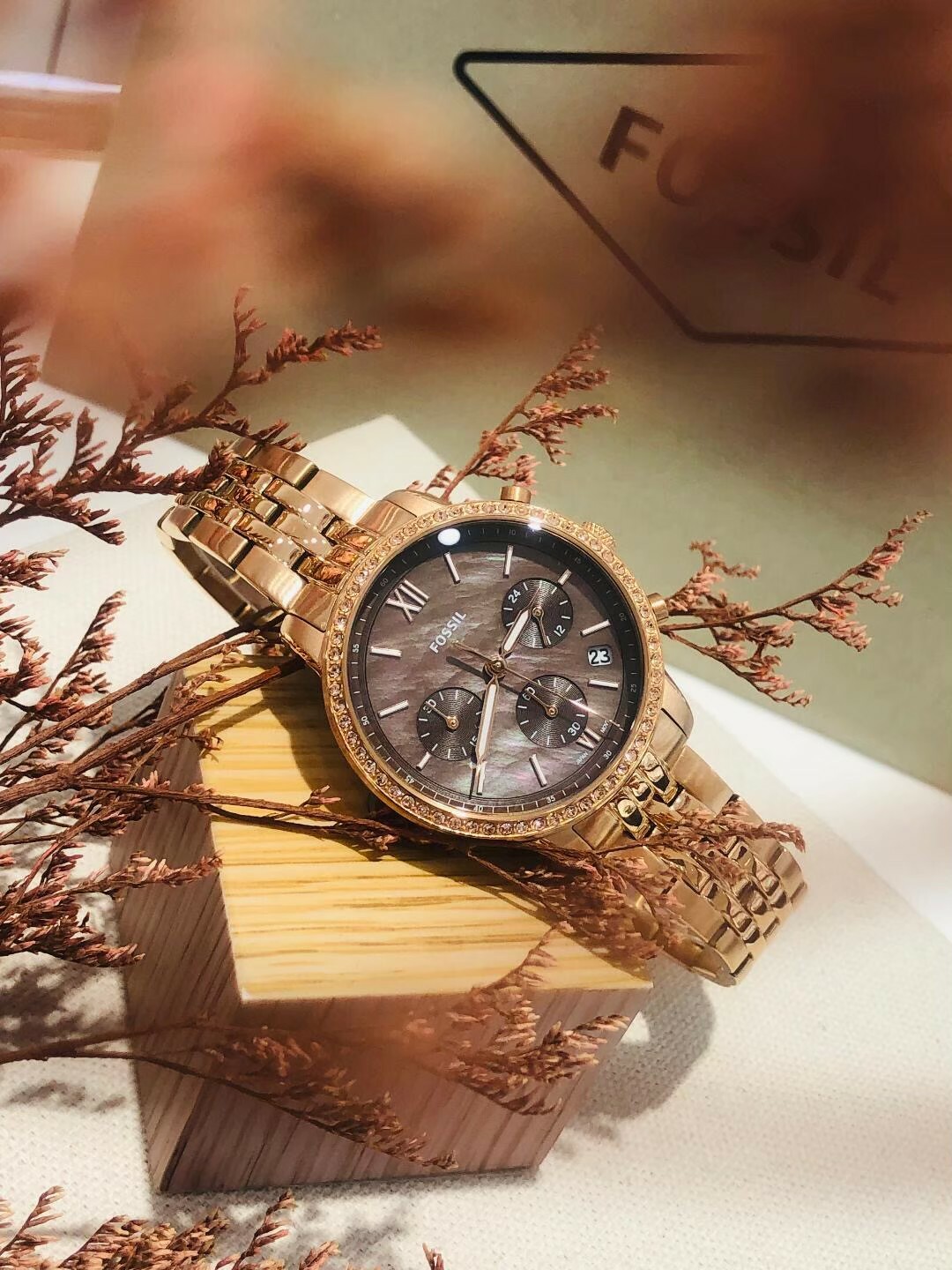 【Fossil】Neutra 輕奢雅致計時女錶 ES5218 36mm 現代鐘錶