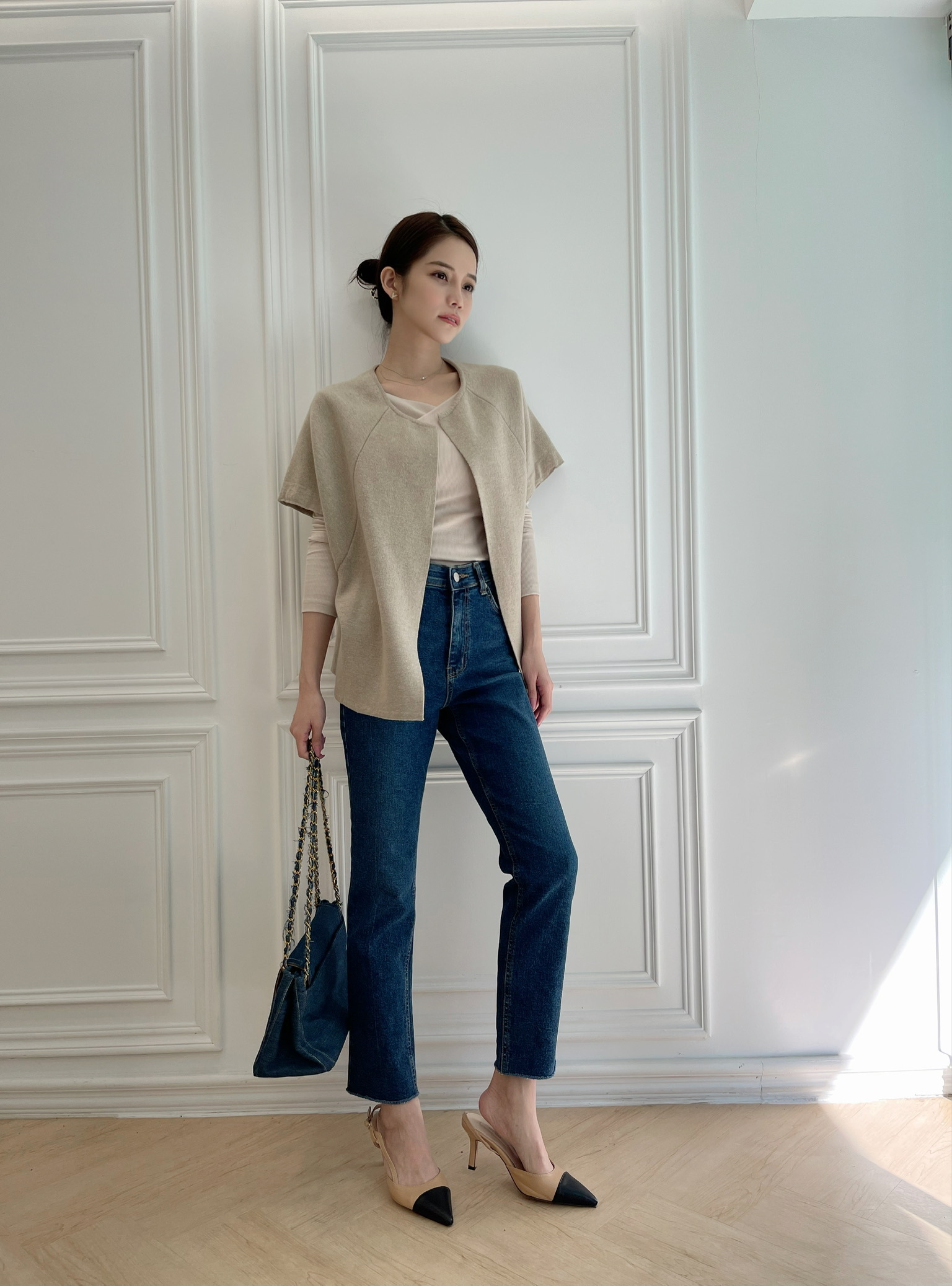 合身彈性Ｖ領上衣