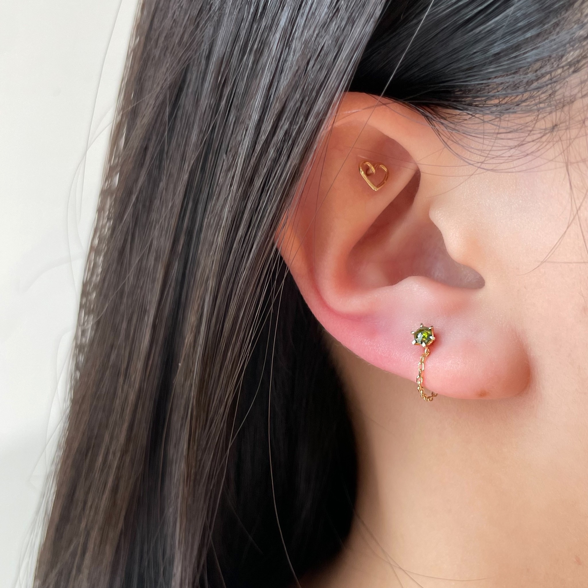 14K六爪綠鑽原礦簍空扣鏈式轉珠耳環