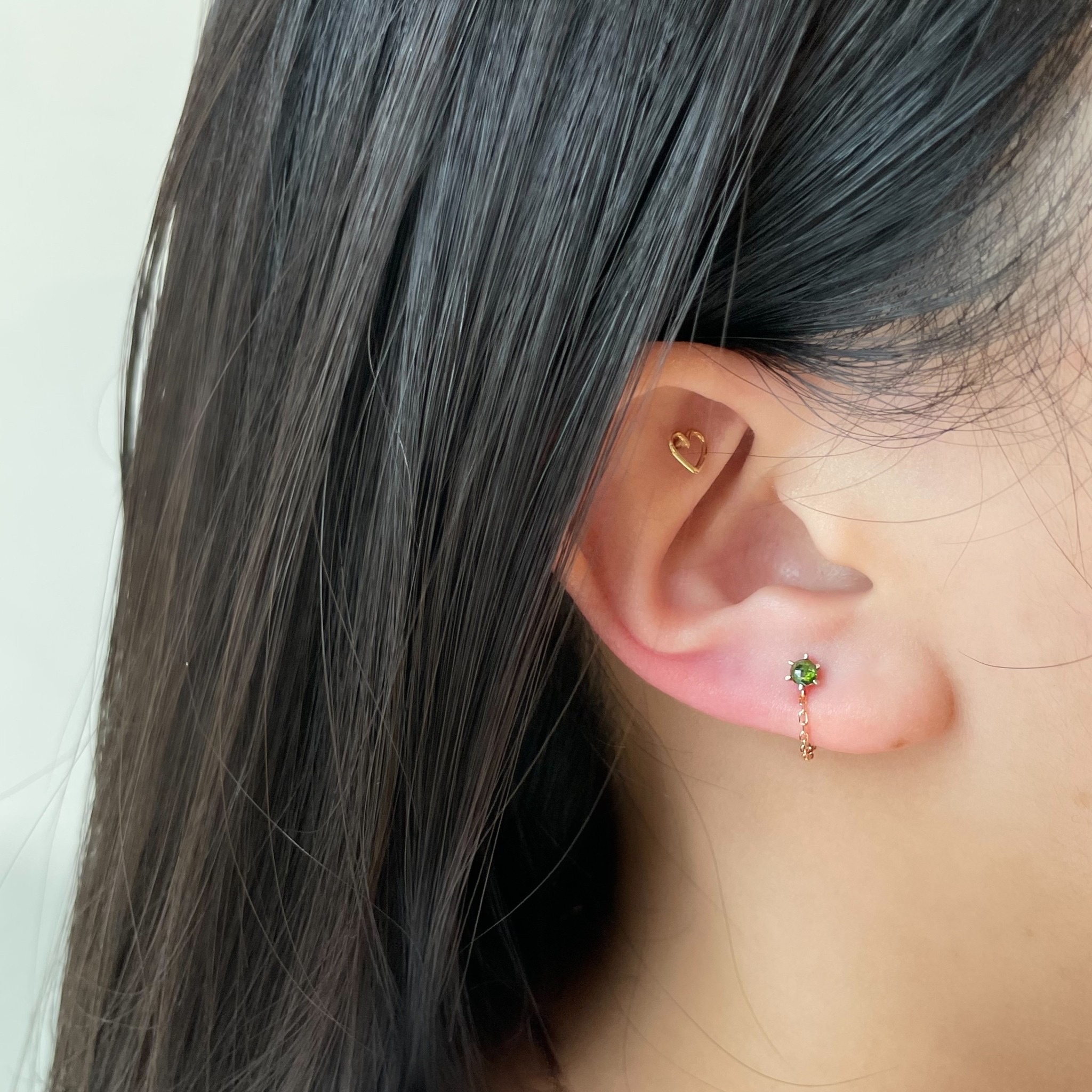 14K六爪綠鑽原礦簍空扣鏈式轉珠耳環