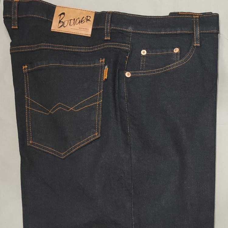 甄褲｜彈性牛仔褲｜中高腰中直筒・微厚布料・台灣製造（28~50 吋）免費修改褲長