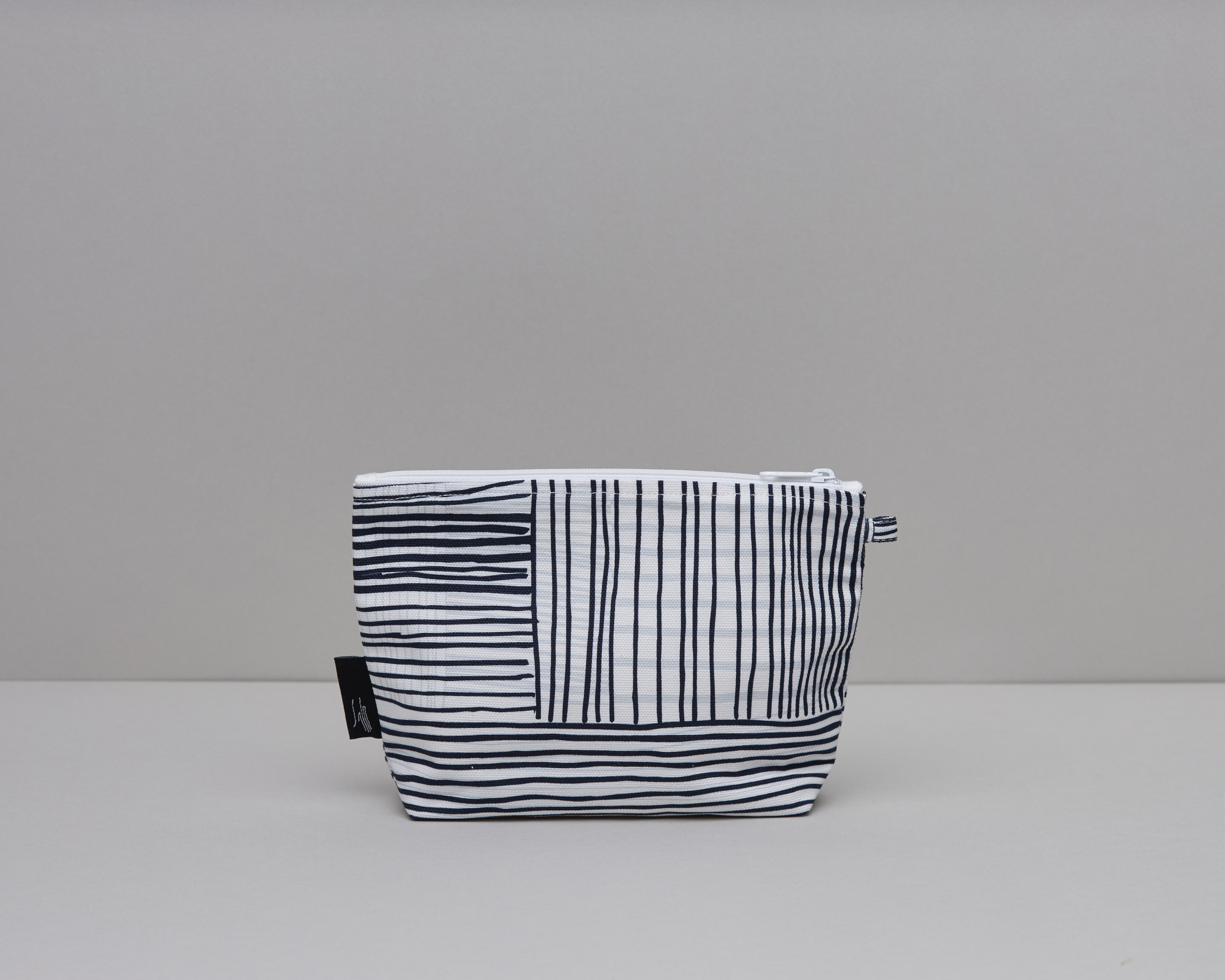 印花隨身化妝包 / 編織深藍