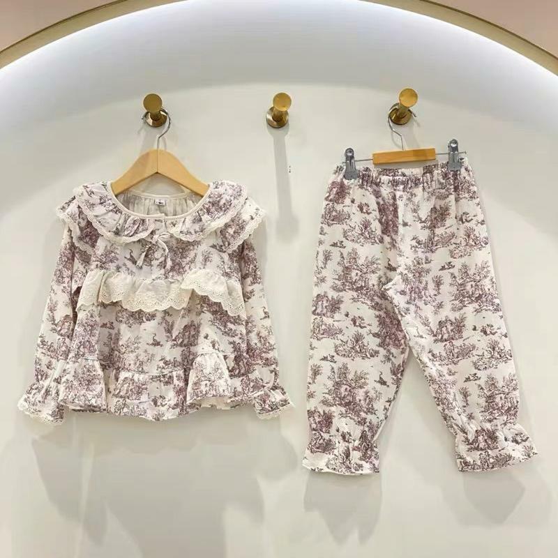 【現貨】小孩圖騰睡衣(女生S)