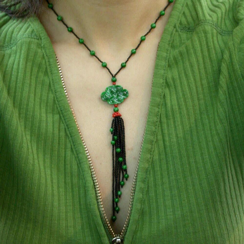 天然綠翡翠盤長結+黑瑪瑙墜
