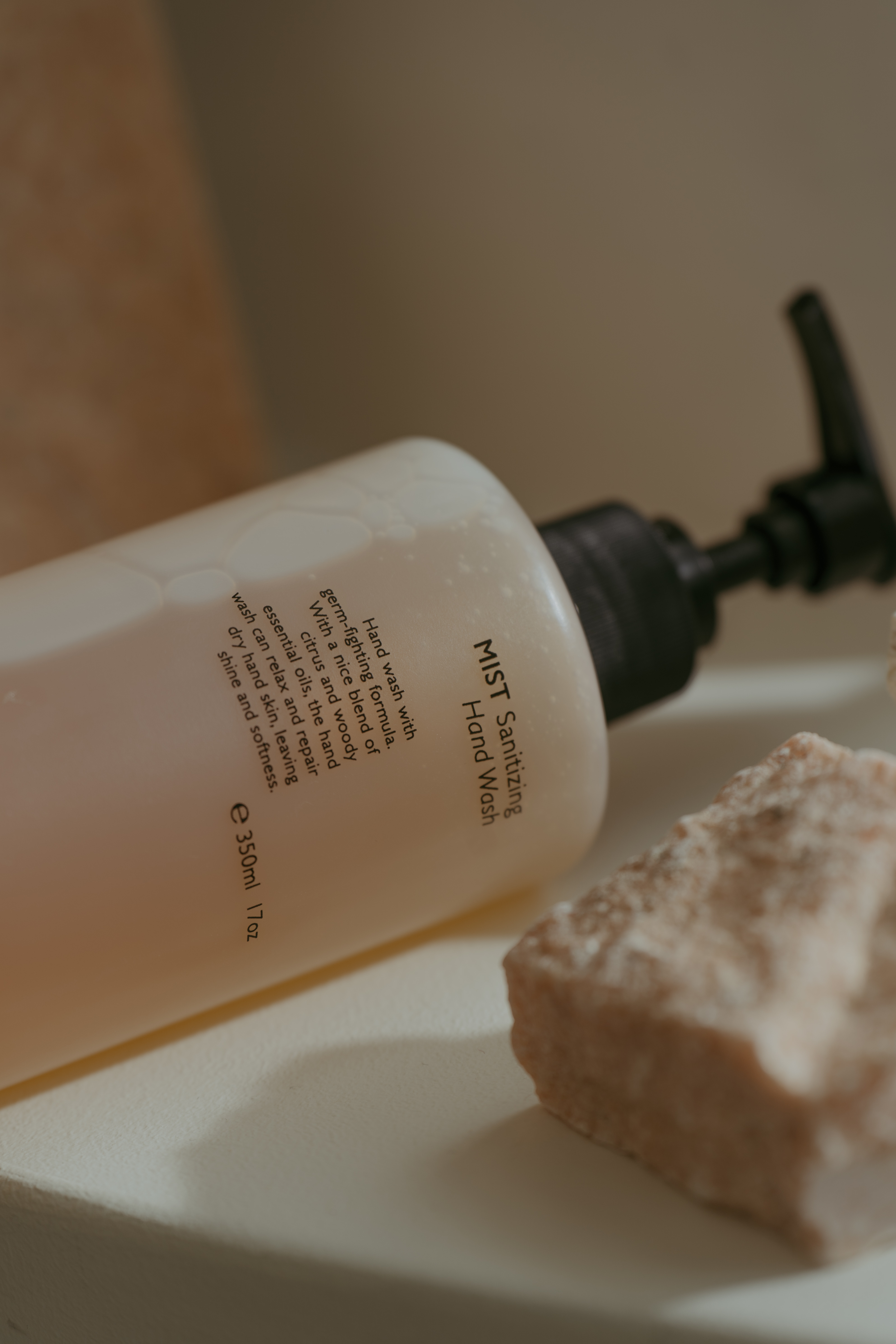 moi MIST 霧 香氛抗菌手部清潔露 350ML