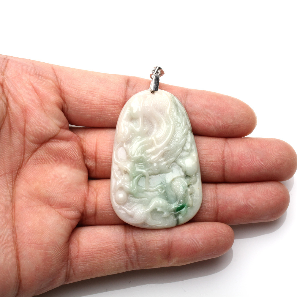 【雅紅珠寶】天然春帶彩翡翠項鍊-龍-十二生肖-祥龍戲珠-N0322