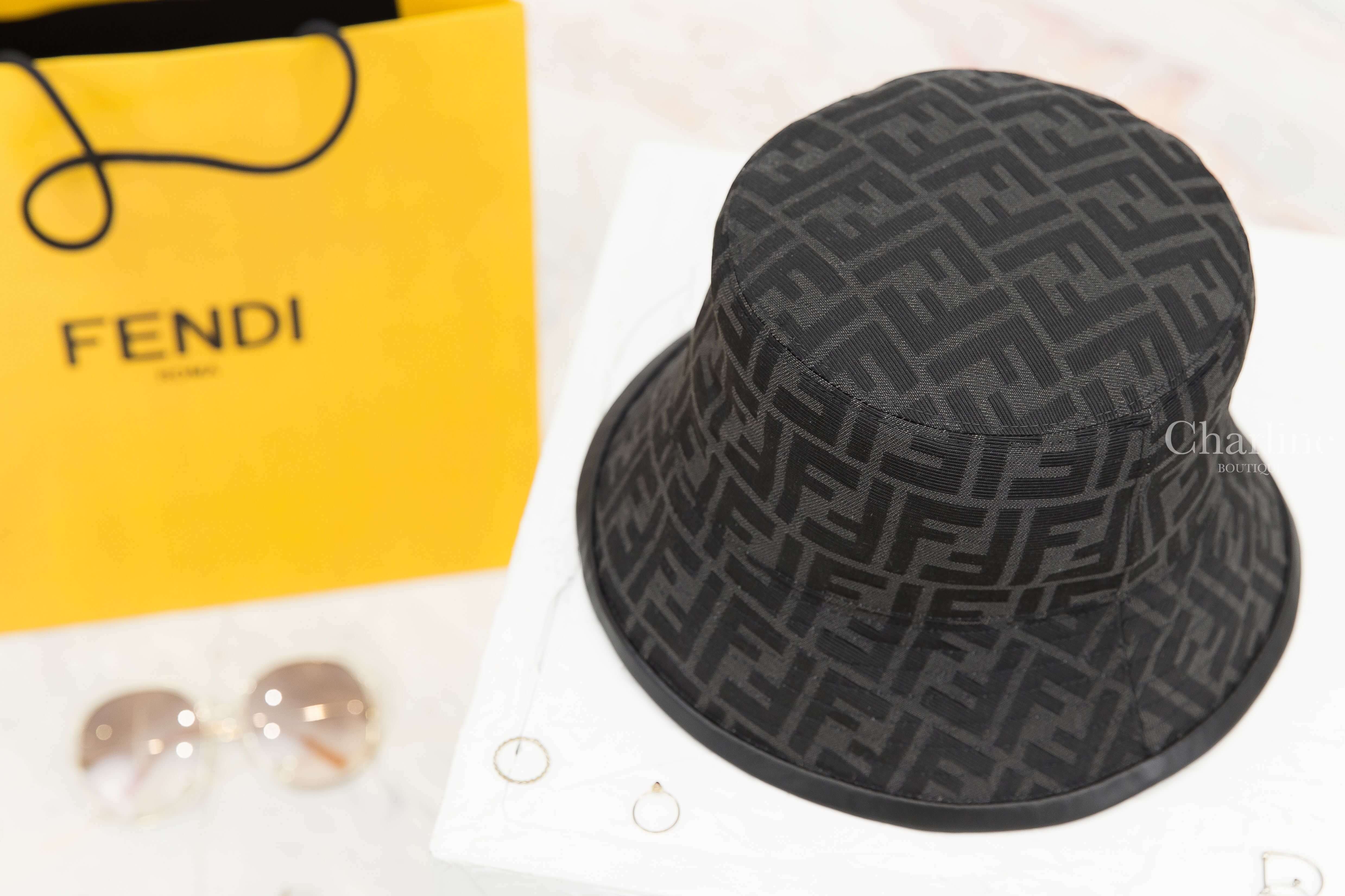 Fendi Hat 黑色FF老花字樣羊皮滾邊棉質漁夫帽-Charline Boutique 精品代購
