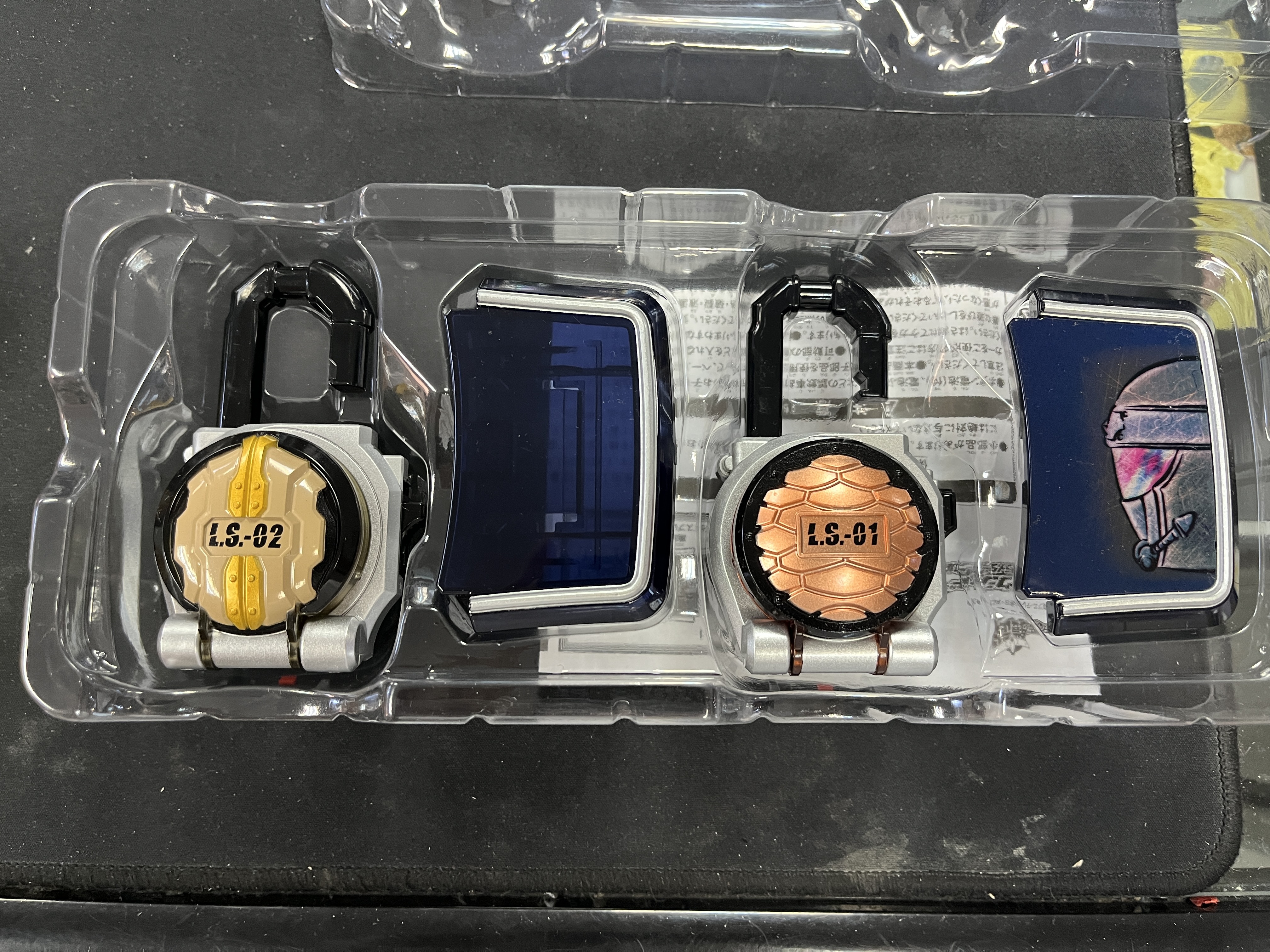 幪面超人-DX 橡果 LOCKSEED