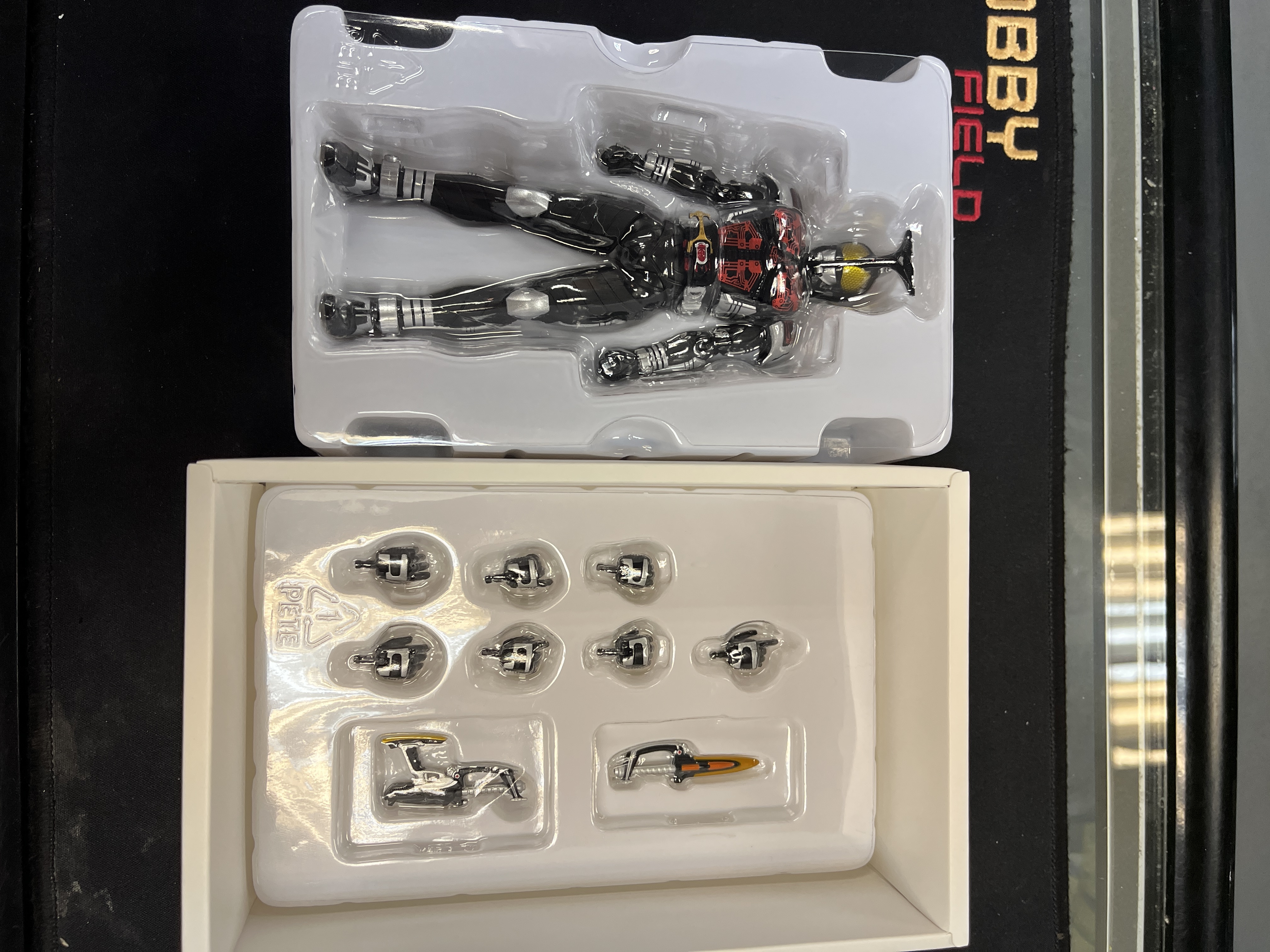 幪面超人- SHF 真骨雕 DARK KABUTO