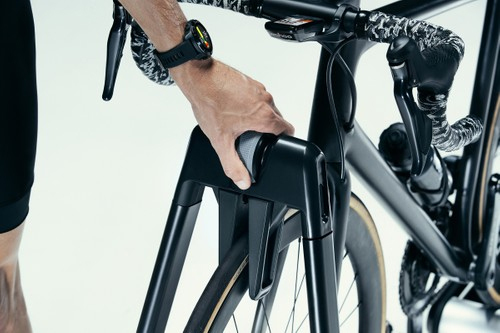 Wahoo KICKR ROLLR Smart Bike Roller Trainer